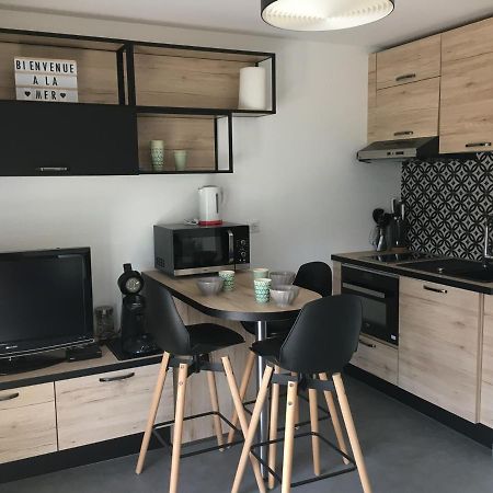 Studio Front De Mer Avec Terrasse Et Acces Direct Plage A Merville-Franceville - Fr-1-487-329 Ngoại thất bức ảnh