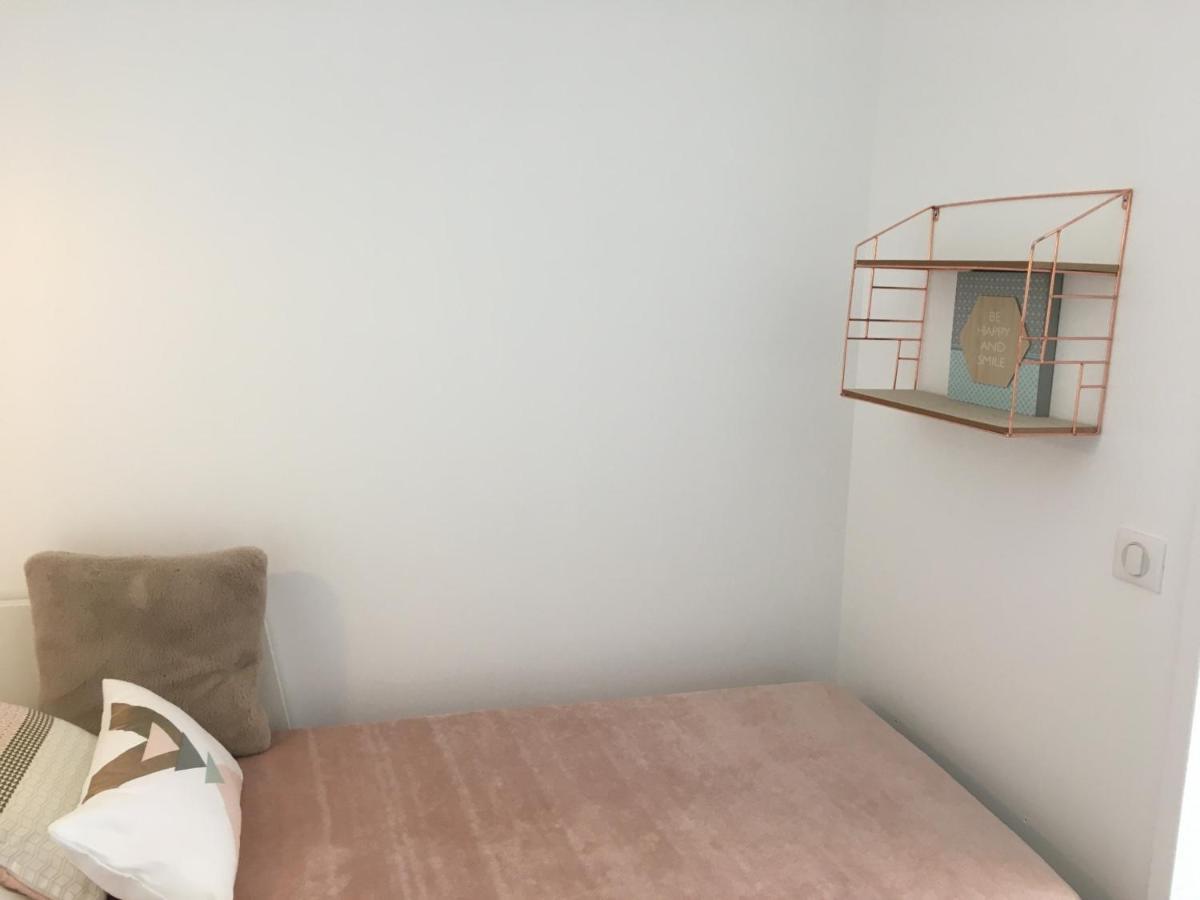 Studio Front De Mer Avec Terrasse Et Acces Direct Plage A Merville-Franceville - Fr-1-487-329 Ngoại thất bức ảnh